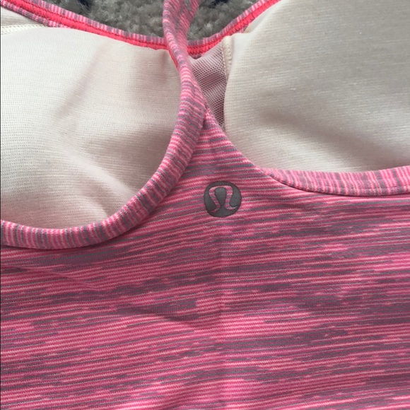 Lululemon power Y tank. - Picture 3 of 4